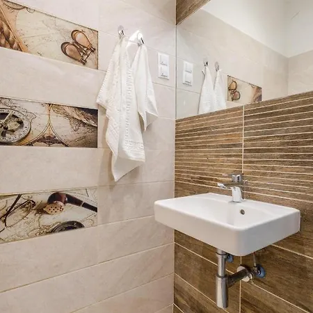Apartment Bpr Robinia Downtown Budapest