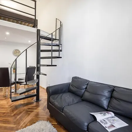 Bpr Robinia Downtown Βουδαπέστη